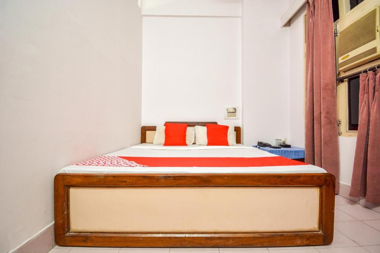 Oyo 46616 Hotel Abhinandan Jind Exteriör bild