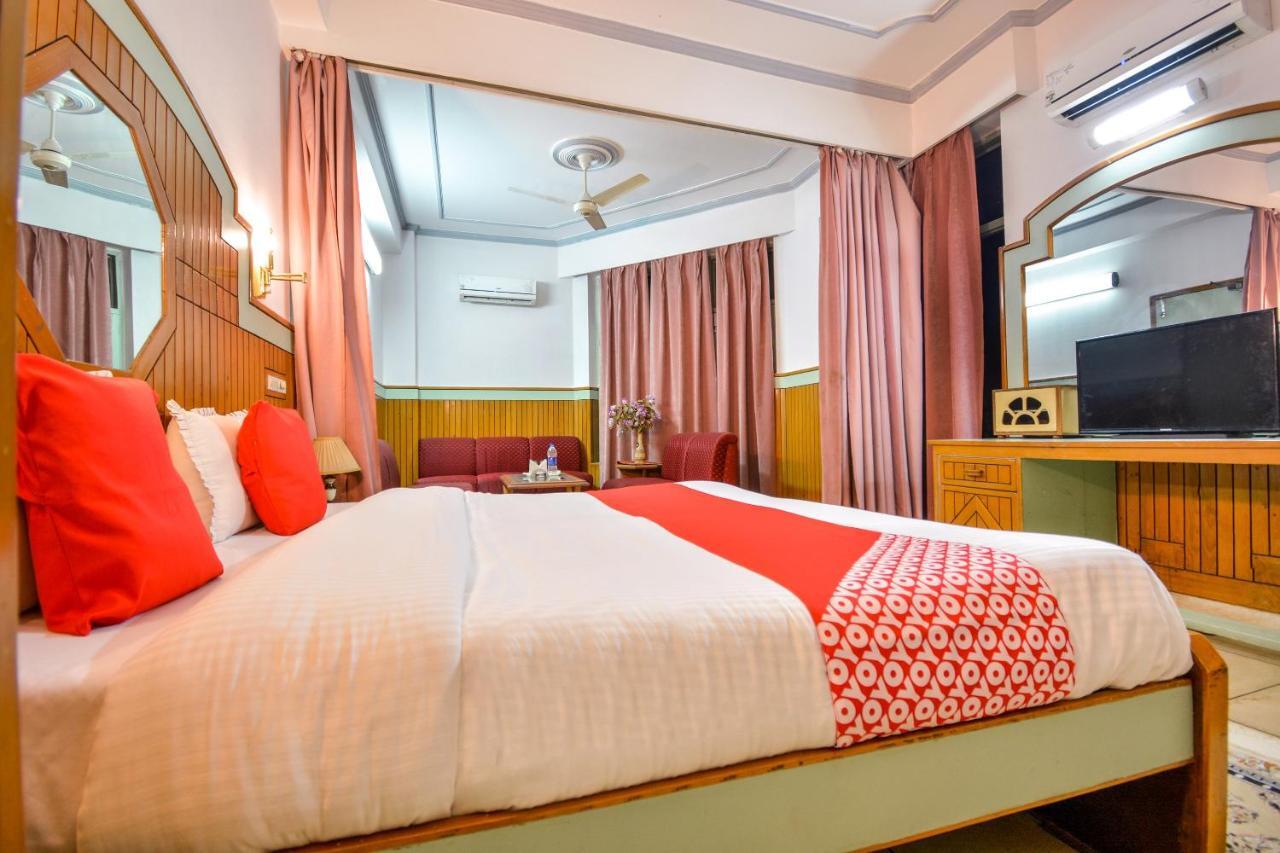 Oyo 46616 Hotel Abhinandan Jind Exteriör bild